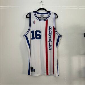 Autographed Sacrmaento Kings Vintage Peja Stojakovic Jersey - Hardwood Classics